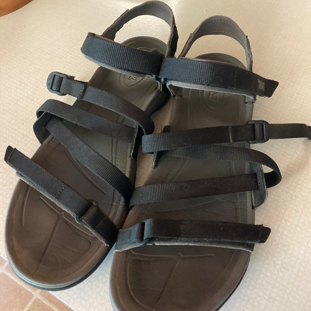Women’s Teva Sandals